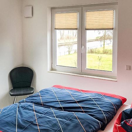 2 Bedroom Cozy Apartment In רשלין מראה חיצוני תמונה