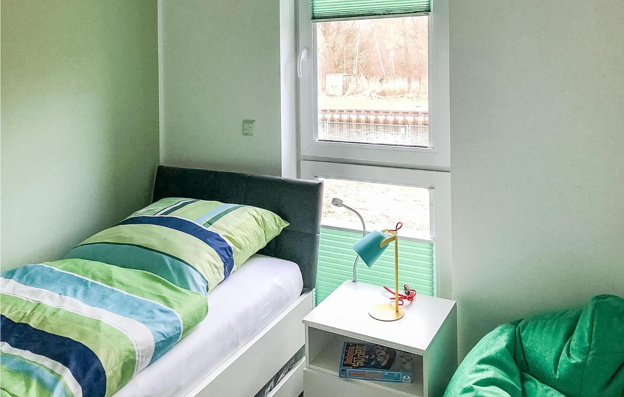 2 Bedroom Cozy Apartment In רשלין מראה חיצוני תמונה